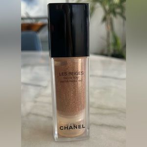 Chanel Les Beiges Eau De Teint Water Fresh Tint.   Shade Medium Plus